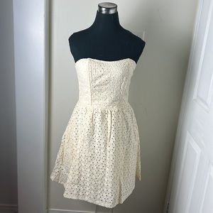 Blue Rain Strapless Guipure Eyelet lace Dress Size Medium